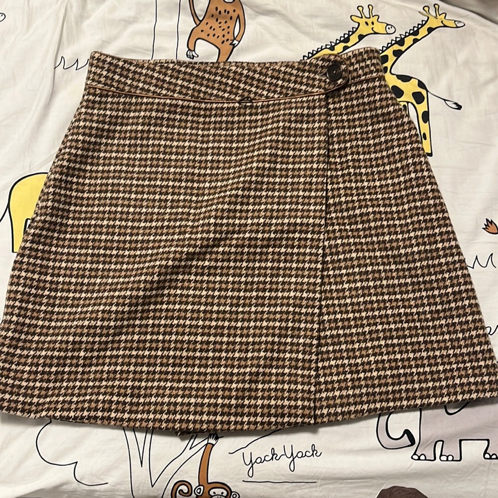Woolen skirt